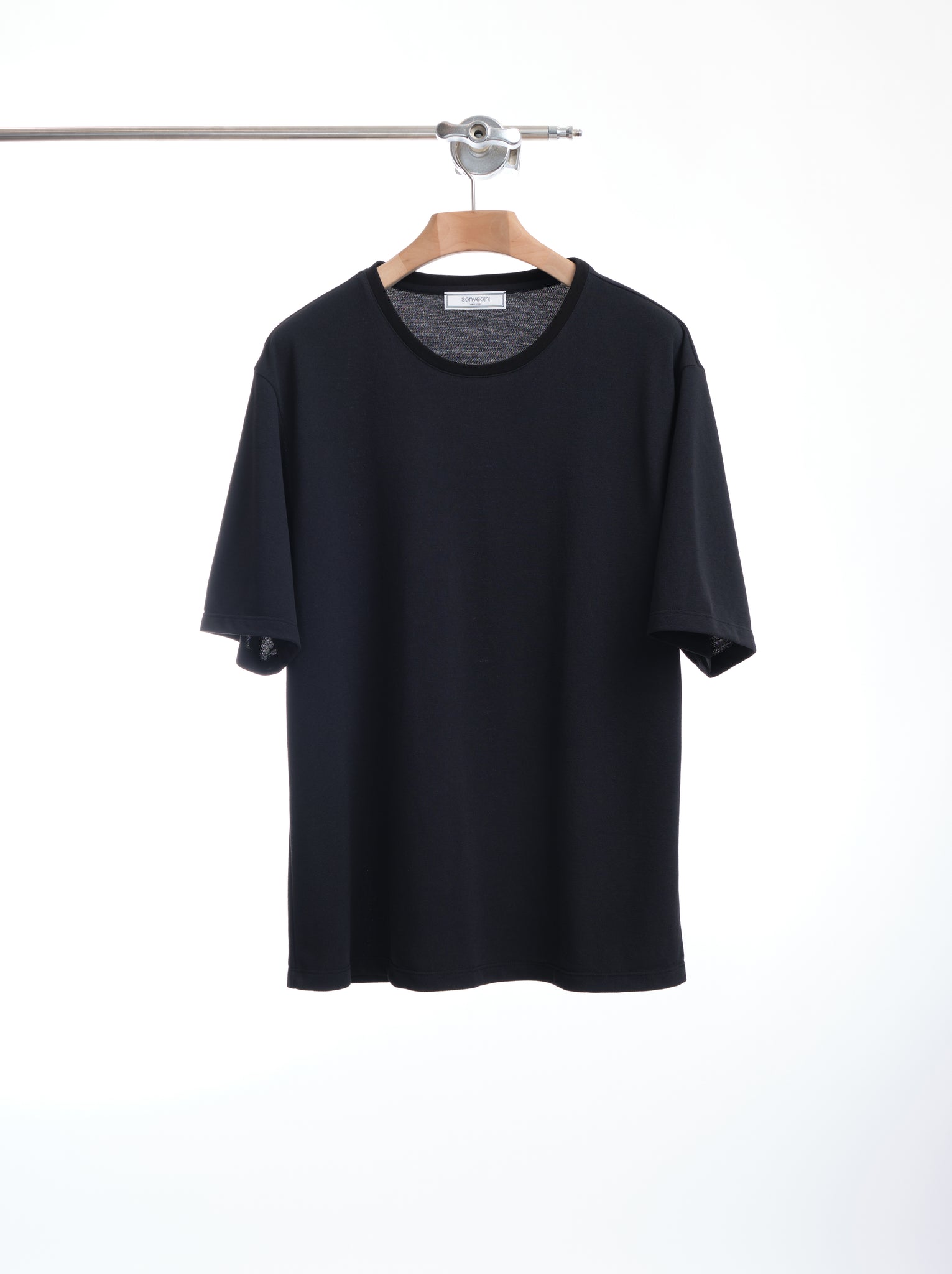 T01JP Black